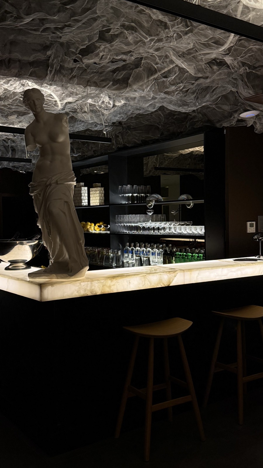 Dizajnový bar